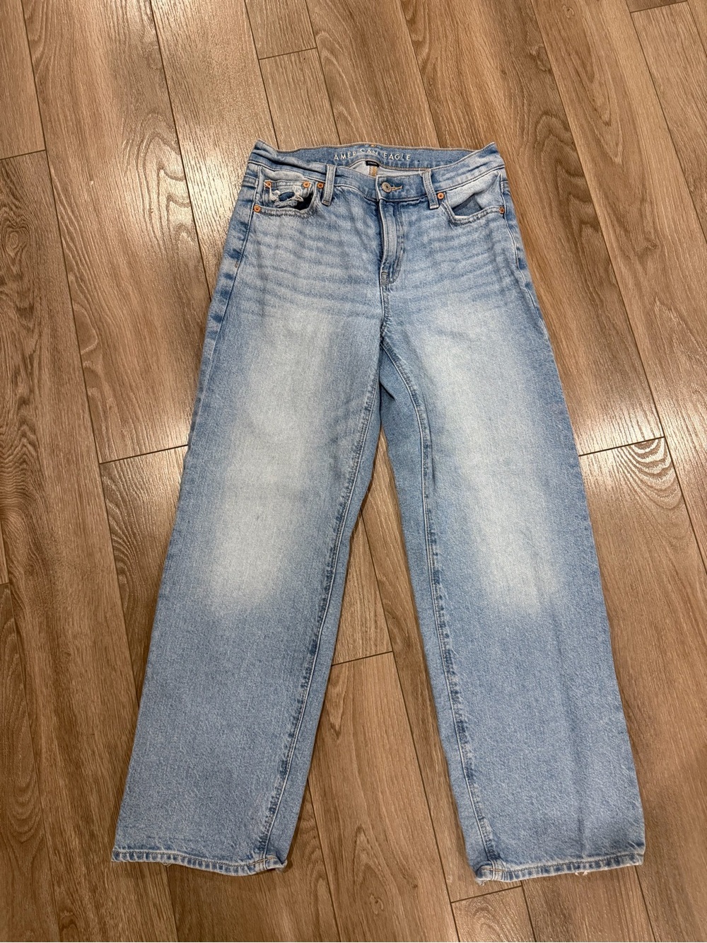 American Eagle Outfitters Strigid Light Wash Straight-Leg Jeans